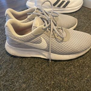 Nike Women's Gray Sneakers